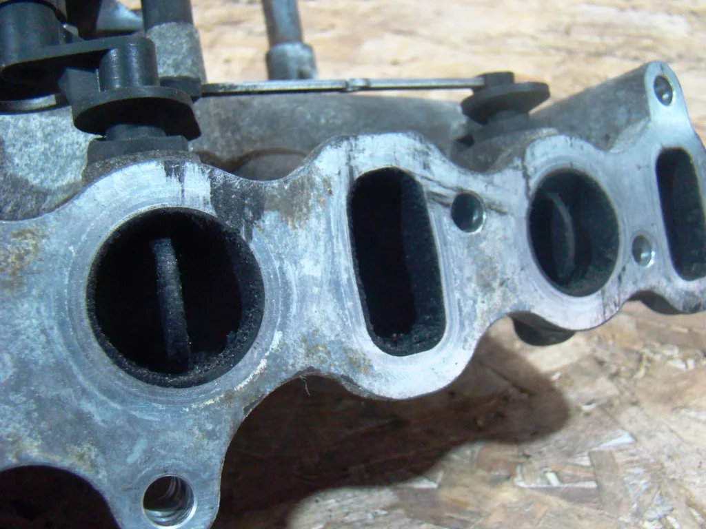 Ssang Yong Actyon Коллектор впускной 2.0TDI - миниатюра 4