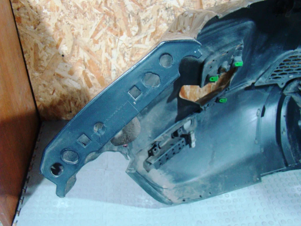 Land Rover Range Rover Evoque Бампер передний б/у - миниатюра 8
