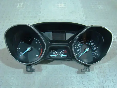 Панель приборов Ford Kuga 2, дизель МКПП, мили/км, 1805058, б/у