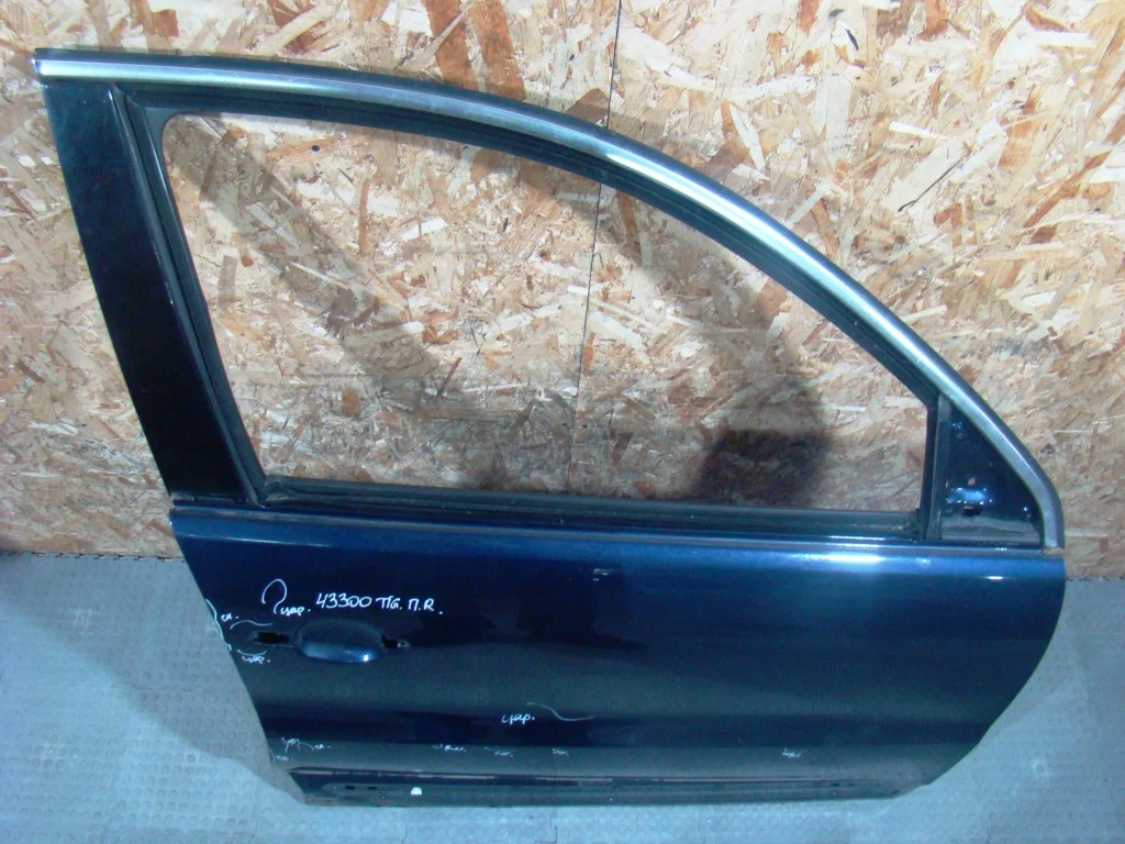 Дверь передняя правая VW Tiguan 5N0831056B, б/у - миниатюра 4