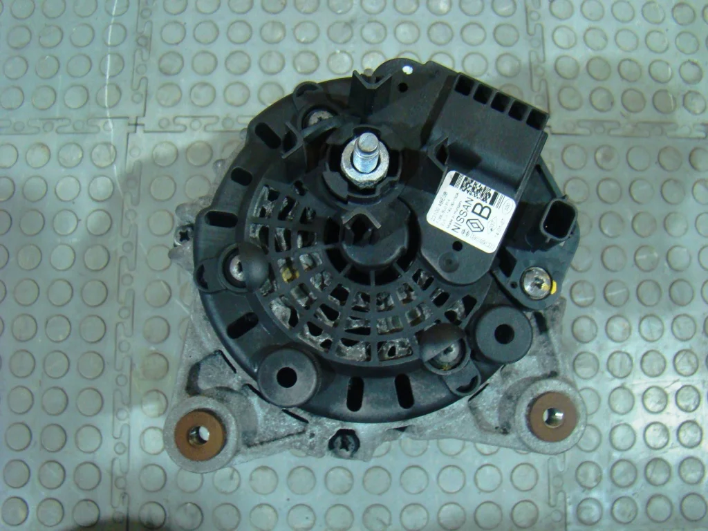 Nissan Qashqai J11 Генератор - миниатюра 3