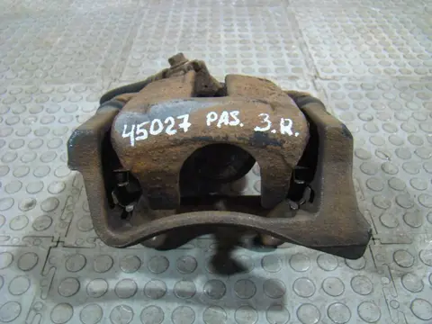 Суппорт тормозной задний правый VW Passat B6/B7/CC (под электроручник), 3AA615404