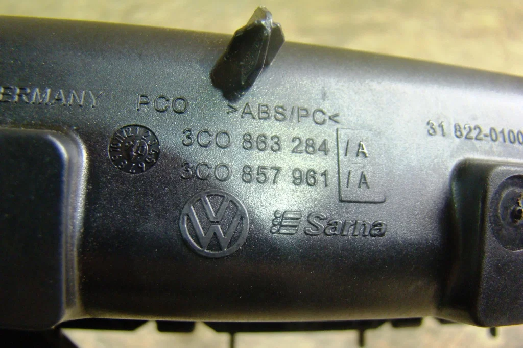 VW Passat B6 Пепельница передняя - миниатюра 6