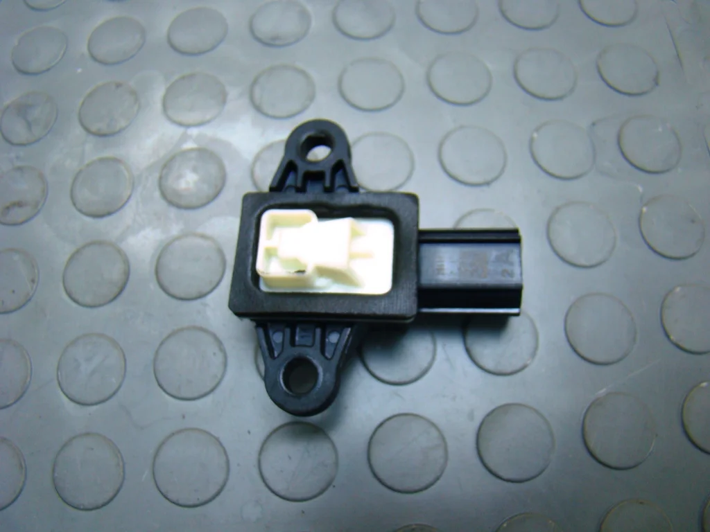 Range Rover Evoque Датчик AIR BAG боковой - миниатюра 2
