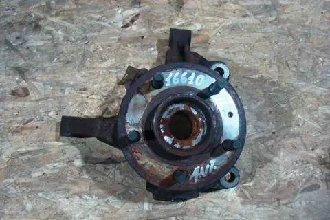 Кулак поворотный передний правый Opel Antara / Chevrolet Captiva, 96626339