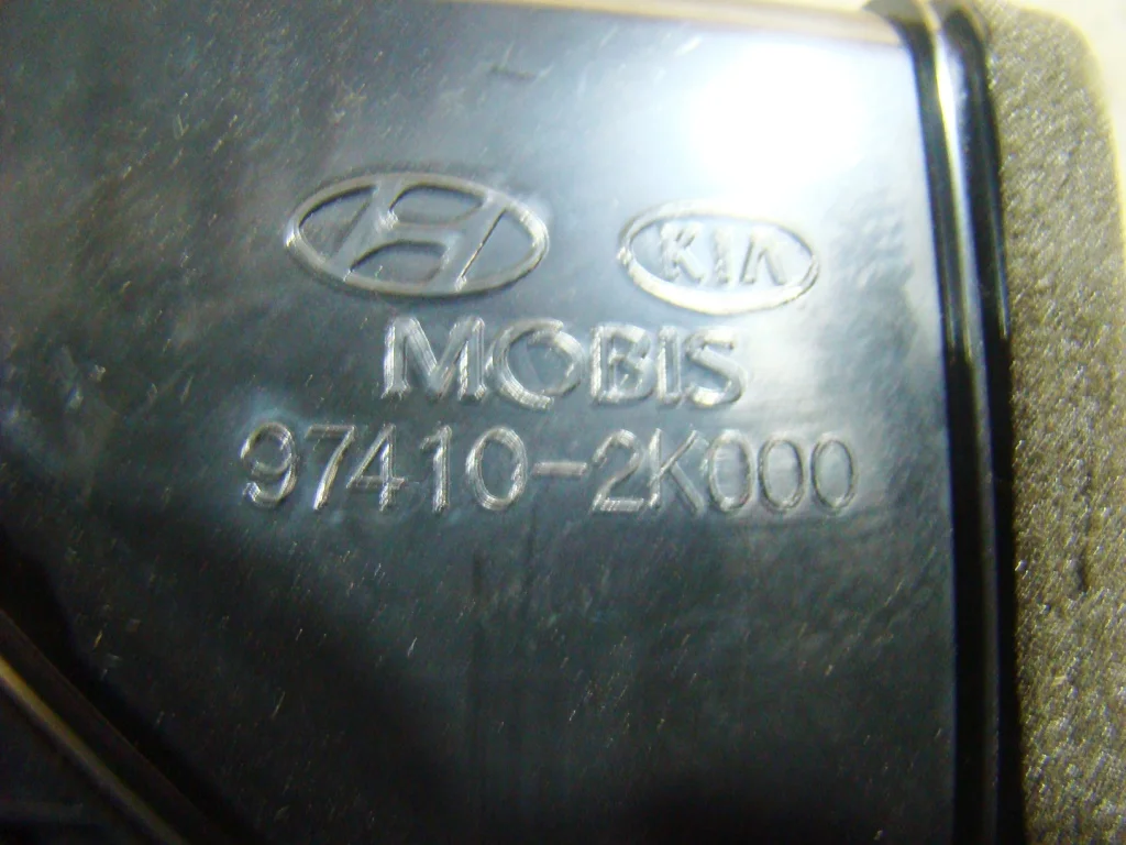 KIA Soul 1 Дефлектор воздушный центральный левый - миниатюра 6