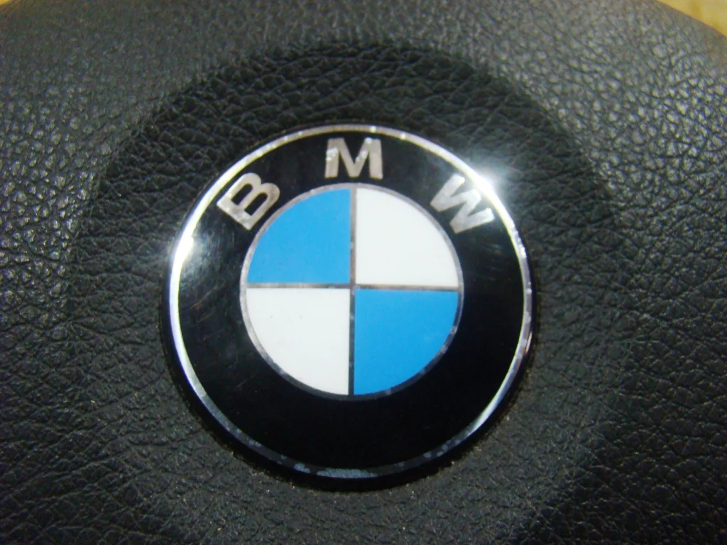 BMW 1 F20 Подушка безопасности в руль - миниатюра 2