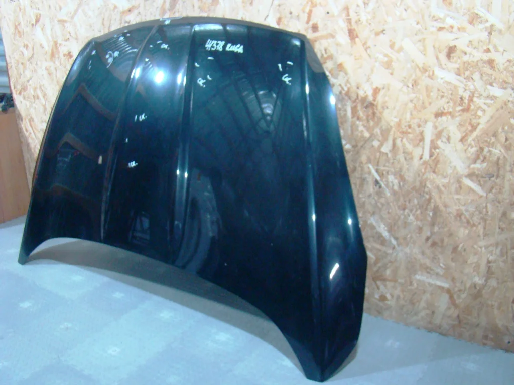 Ford Kuga 2 Капот - миниатюра 3