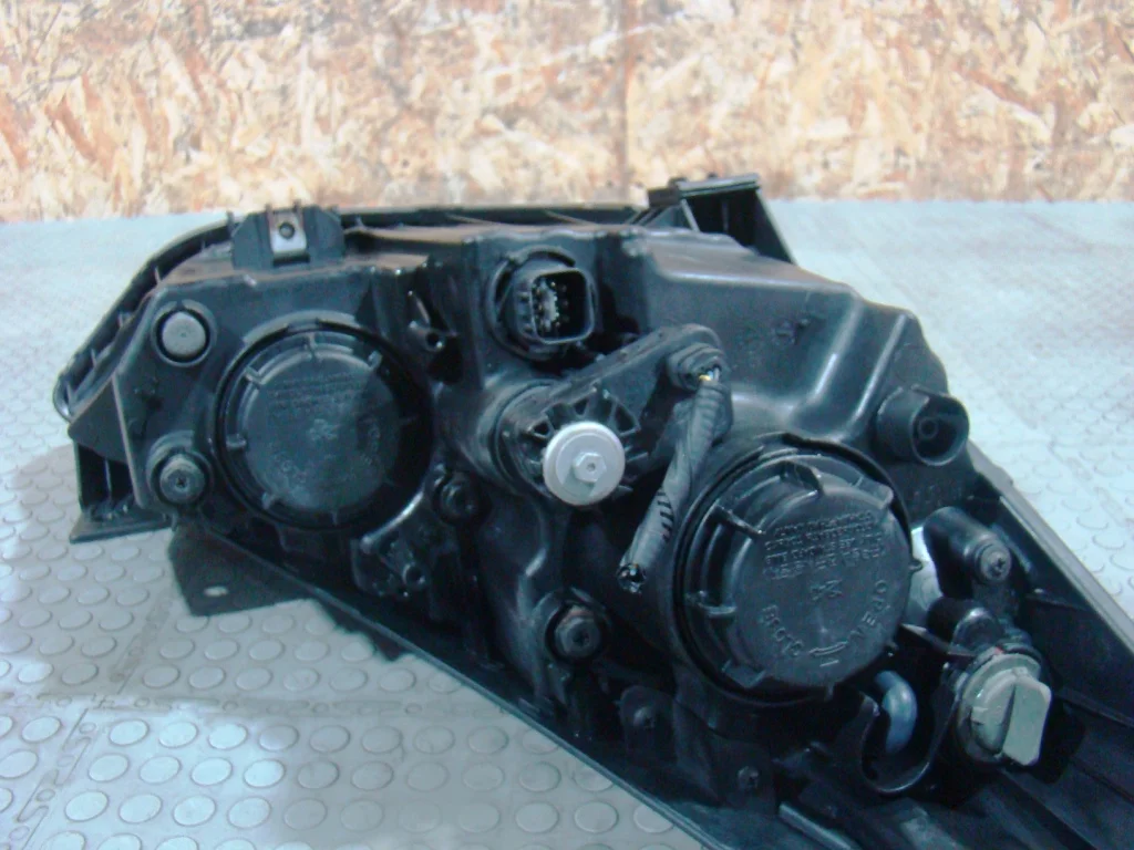 Hyundai ix35 Фара левая - миниатюра 10