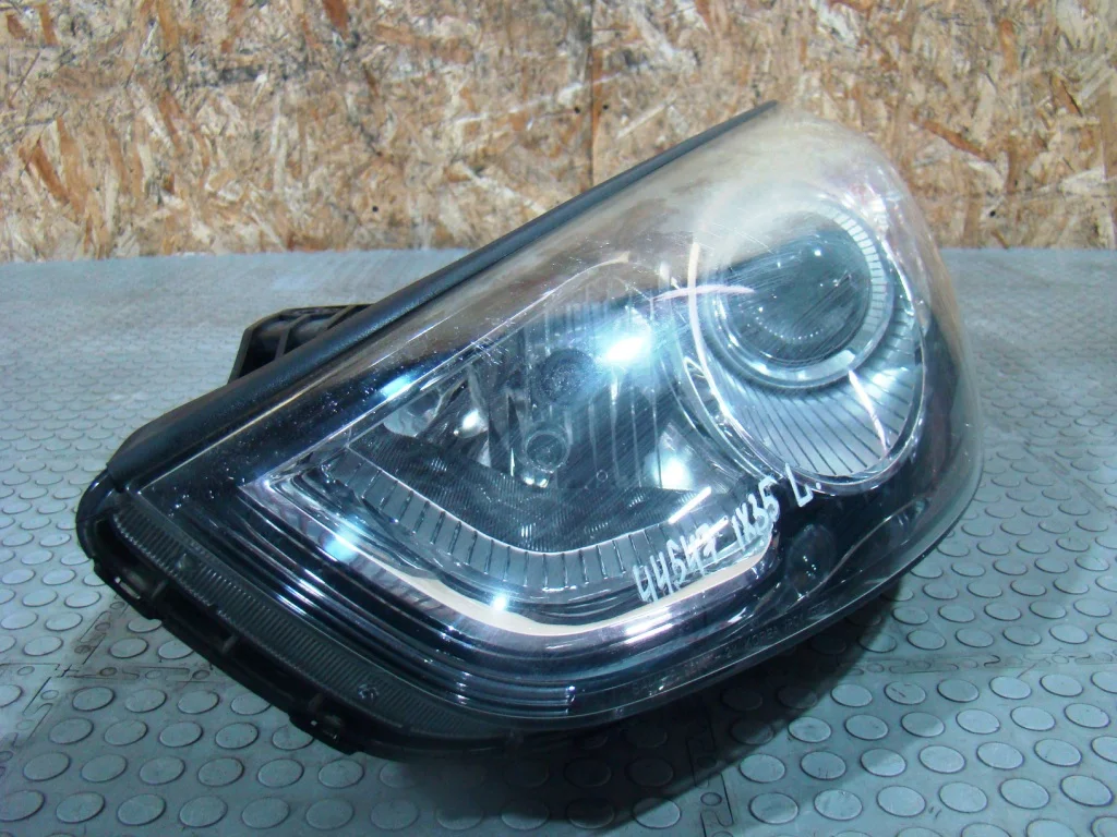 Hyundai ix35 Фара левая - миниатюра 2