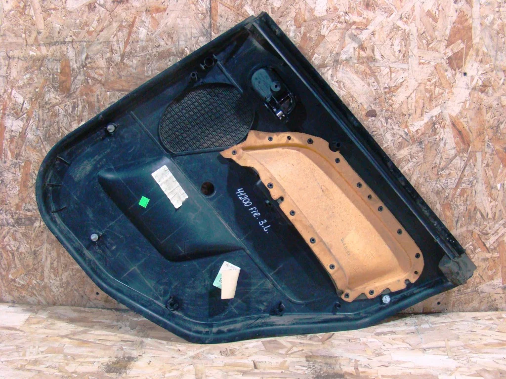 Ford Fiesta 5 Обшивка двери задней левой - миниатюра 7