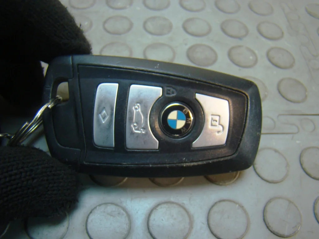 BMW X3 F25 Ключ зажигания - миниатюра 3