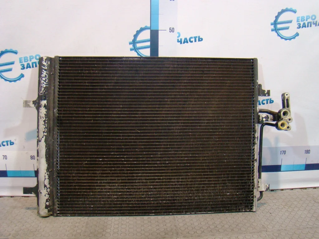Freelander 2 Радиатор кондиционера (конденсер) - изображение 1