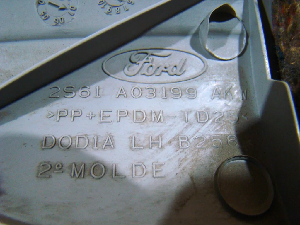 Ford Fiesta 5 Обшивка стойки левая - миниатюра 6