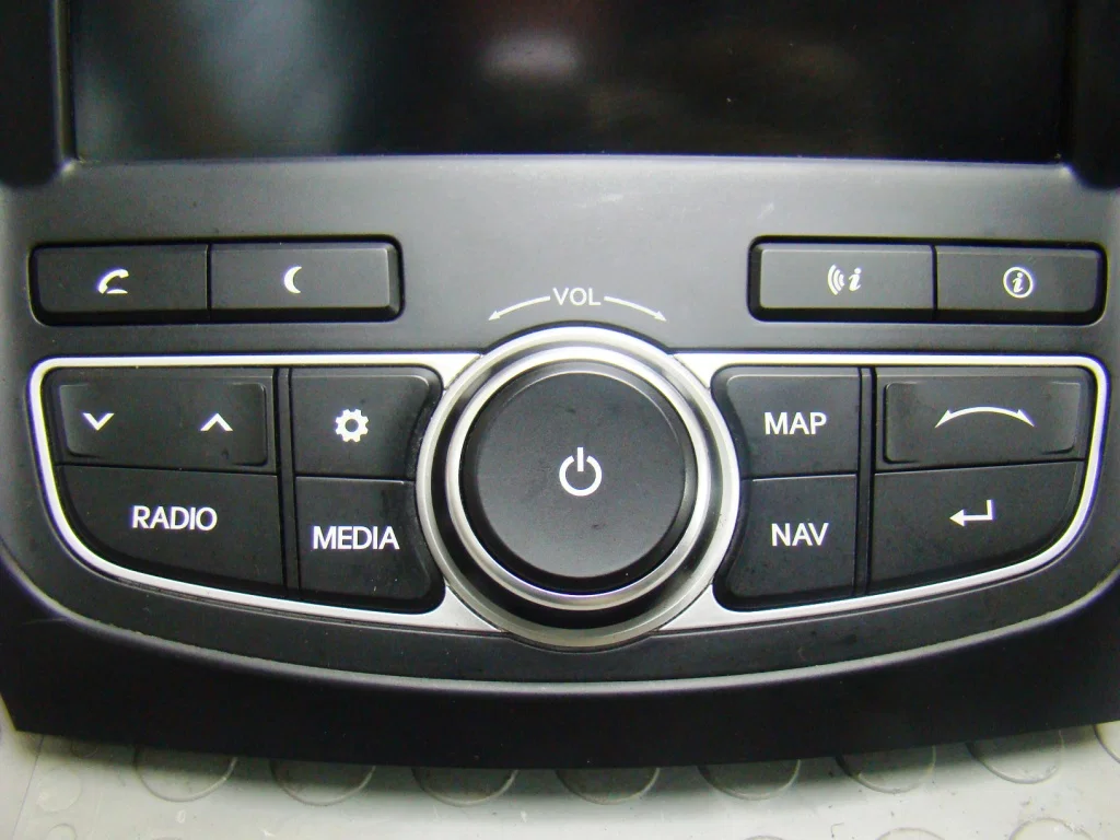Hyundai Santa Fe DM Магнитола - миниатюра 2