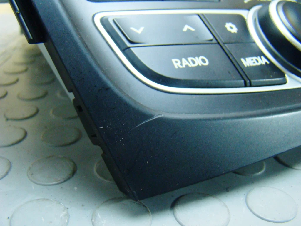 Hyundai Santa Fe DM Магнитола - миниатюра 3