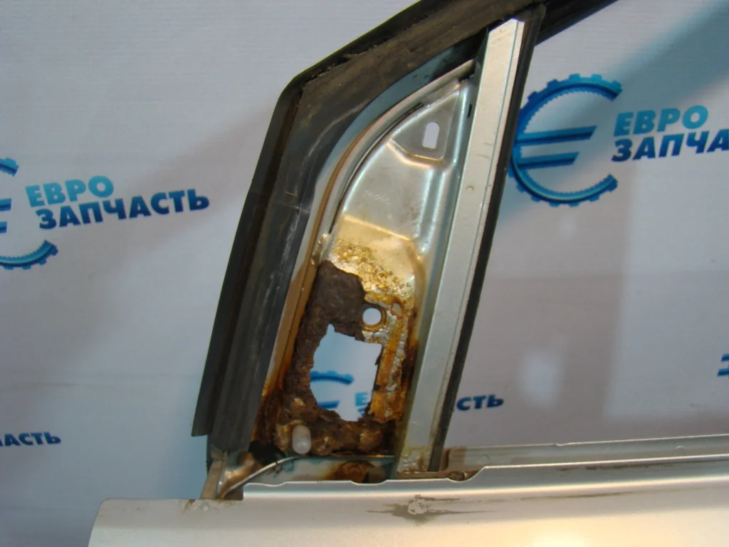 Ford Focus 2 Дверь передняя левая - миниатюра 4