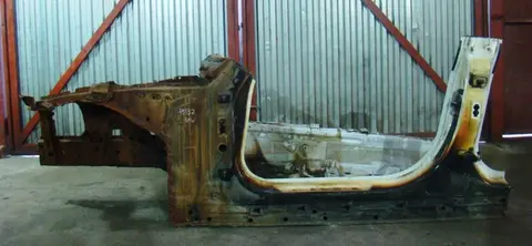 Порог со стойкой левый BMW 3 F34 GT 41007334015, б/у (после пожара)