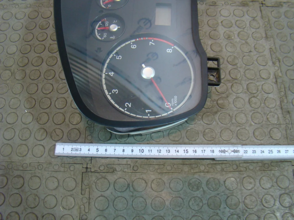Ford Focus 2 Панель приборов - миниатюра 2