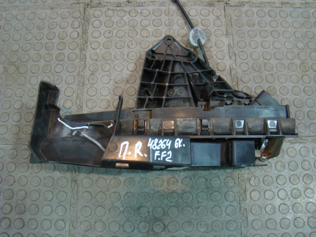 Ford Focus 2 Замок двери передней правой - миниатюра 2