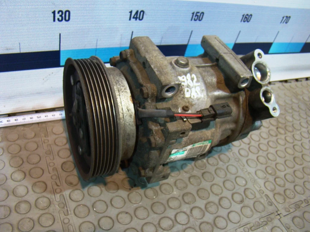 Nissan Qashqai J10 Компрессор кондиционера 1.5 K9K - миниатюра 2
