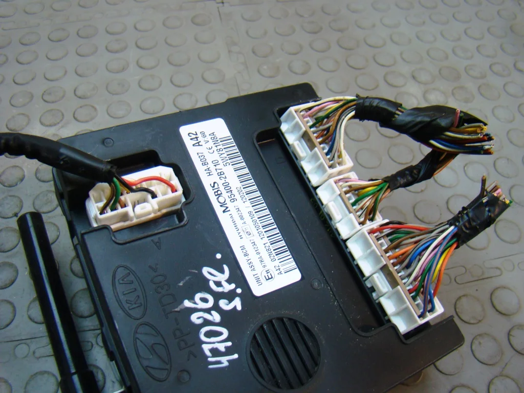 Hyundai Santa Fe CM Блок комфорта - миниатюра 3