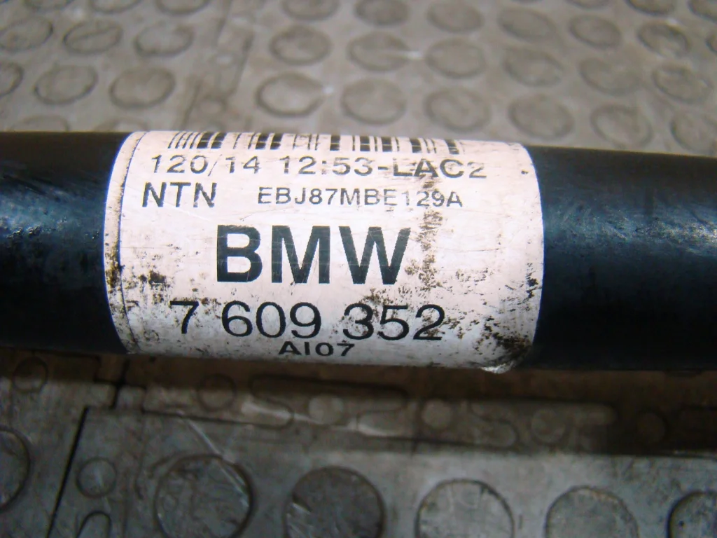 BMW F34 GT Полуось задняя правая - миниатюра 3