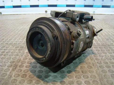 Компрессор кондиционера Hyundai Santa Fe CM, 2.2 D4HB / 2.0 D4HA дизель, 977012B700, б/у