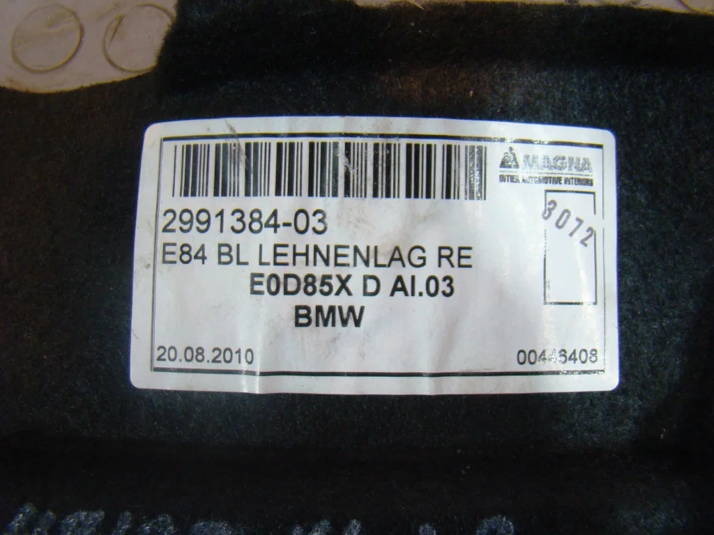 BMW X1 E84 Крышка багажного отделения правая - миниатюра 3