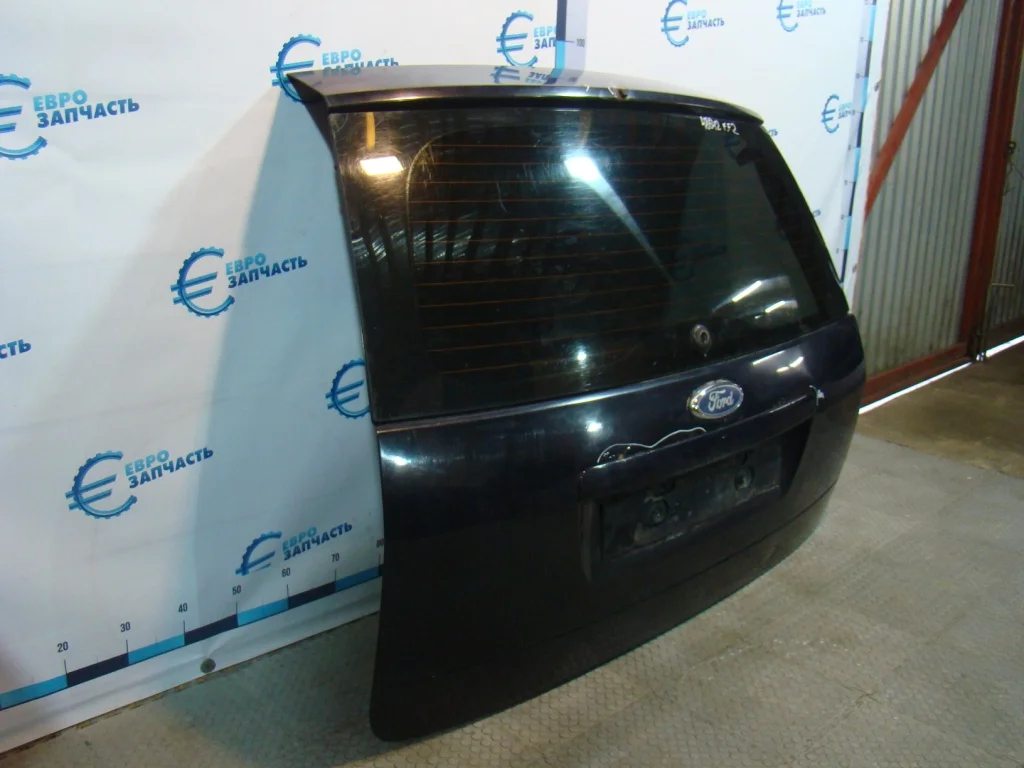 Ford Focus 2 Дверь багажника со стеклом - миниатюра 2