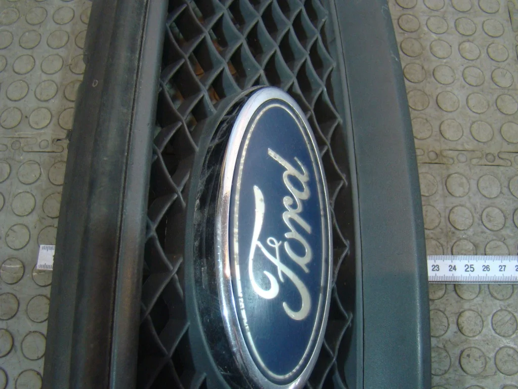 Ford Focus 2 Решетка радиатора - миниатюра 6