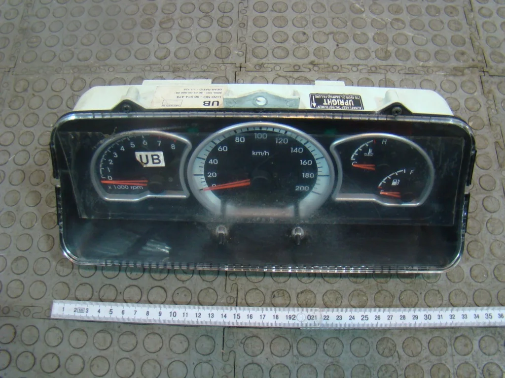 Daewoo Nexia Панель приборов 1.5 - миниатюра 2