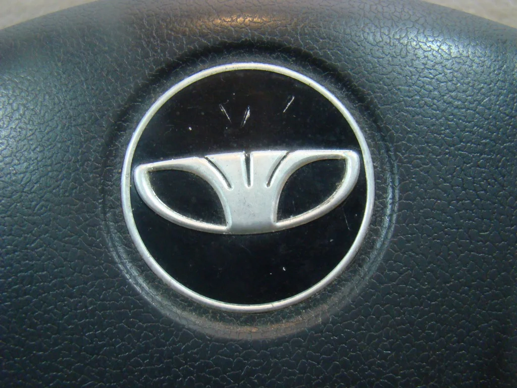 Daewoo Nexia Крышка подушки безопасности - миниатюра 4