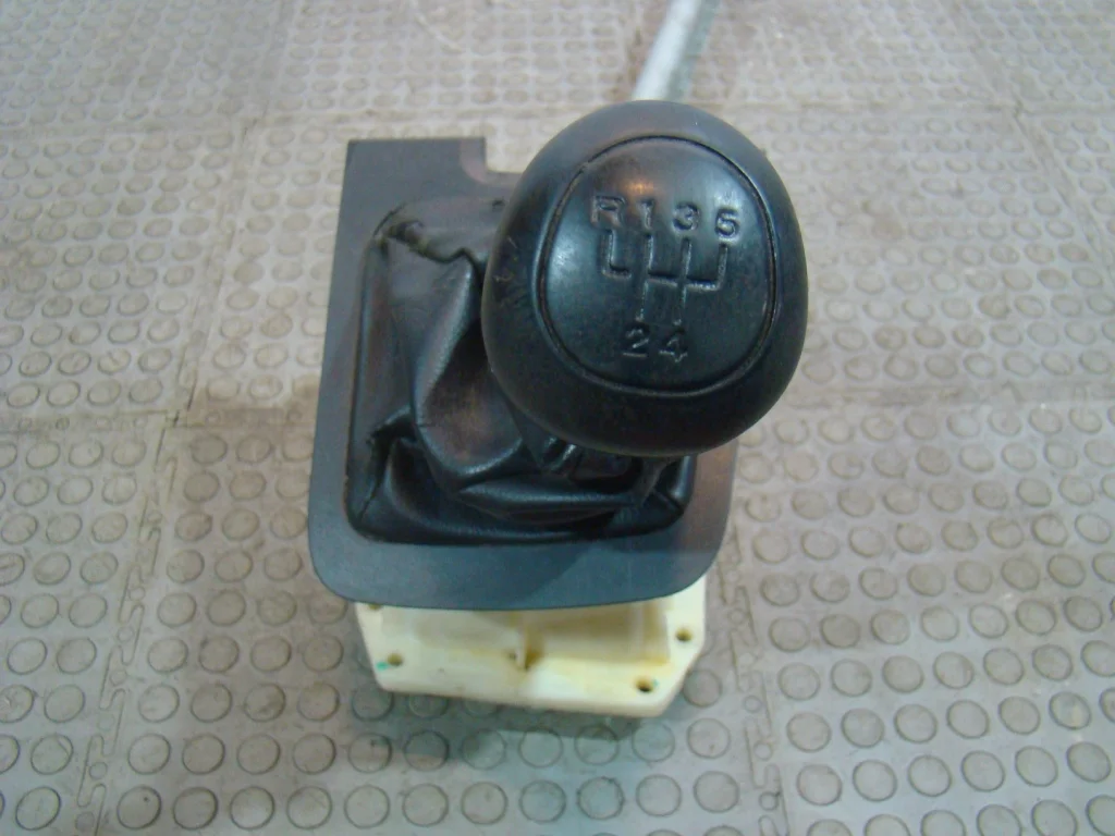 Daewoo Nexia Кулиса КПП - миниатюра 4