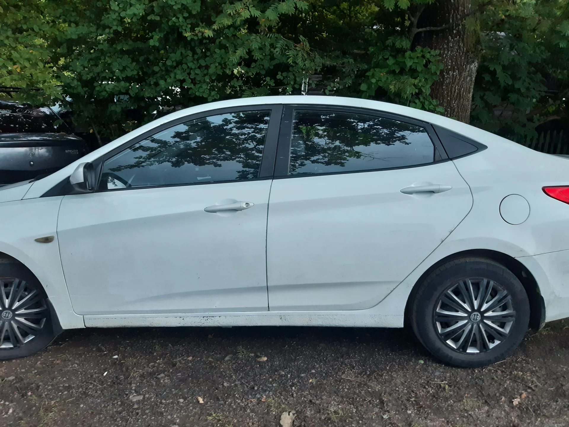 Hyundai Solaris кузов по частям - миниатюра 2