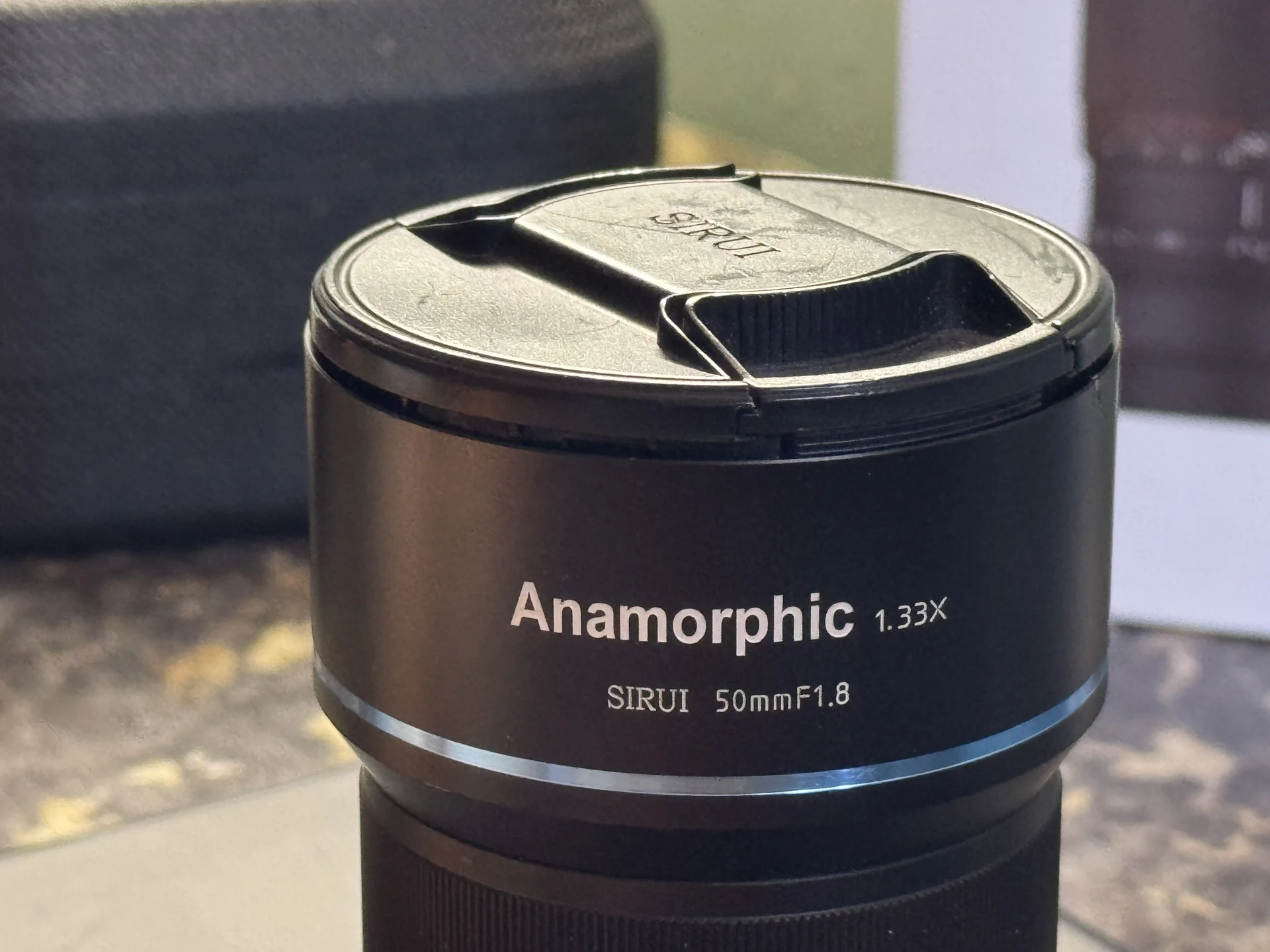Sirui Anamorphic 50mm f1.8 MFT - миниатюра 3