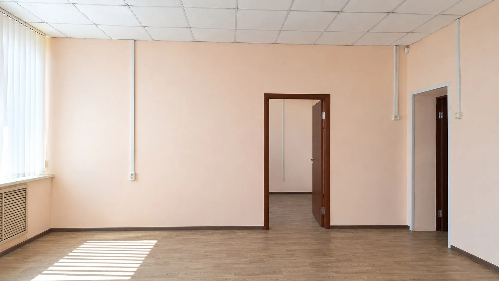 Светлый офис 47,8 кв м в центре - миниатюра 2