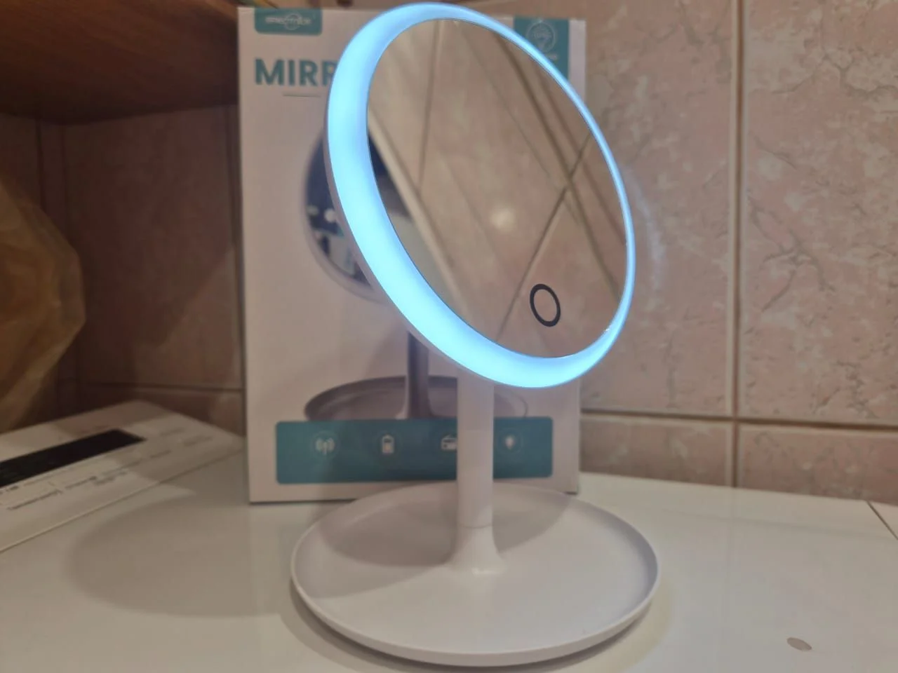 Зеркало с LED - подсветкой и колонкой для макияжа - миниатюра 15
