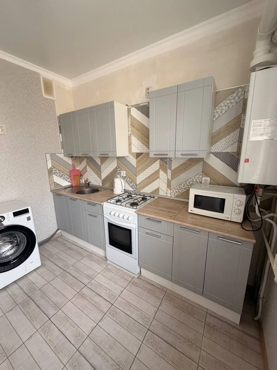 Сдаётся уютная 1-комнатная квартира 41 м² - миниатюра 6