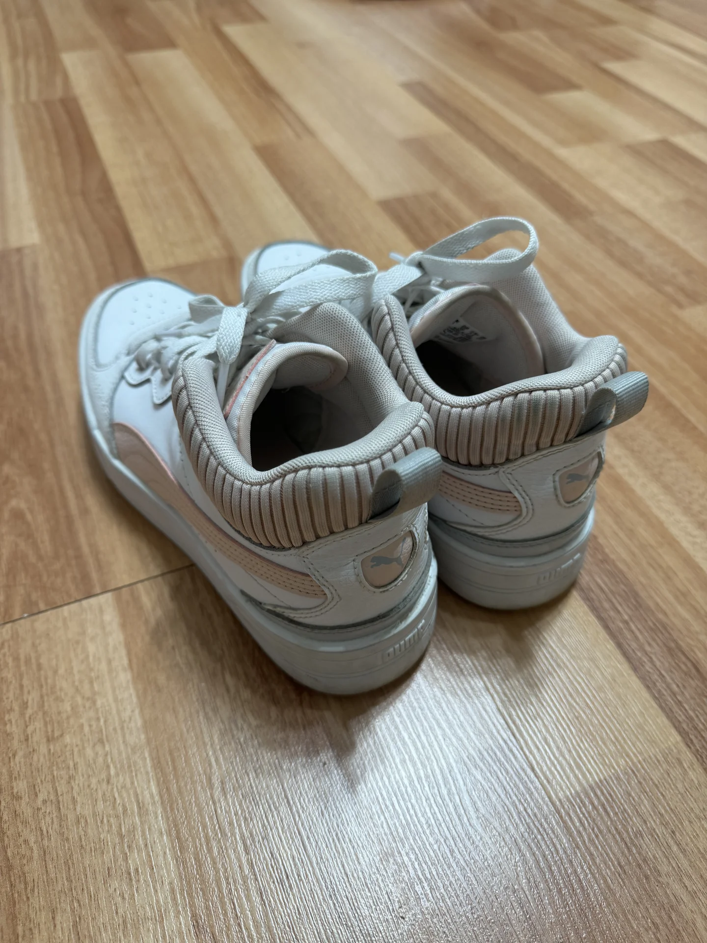 Женские кеды PUMA - миниатюра 2