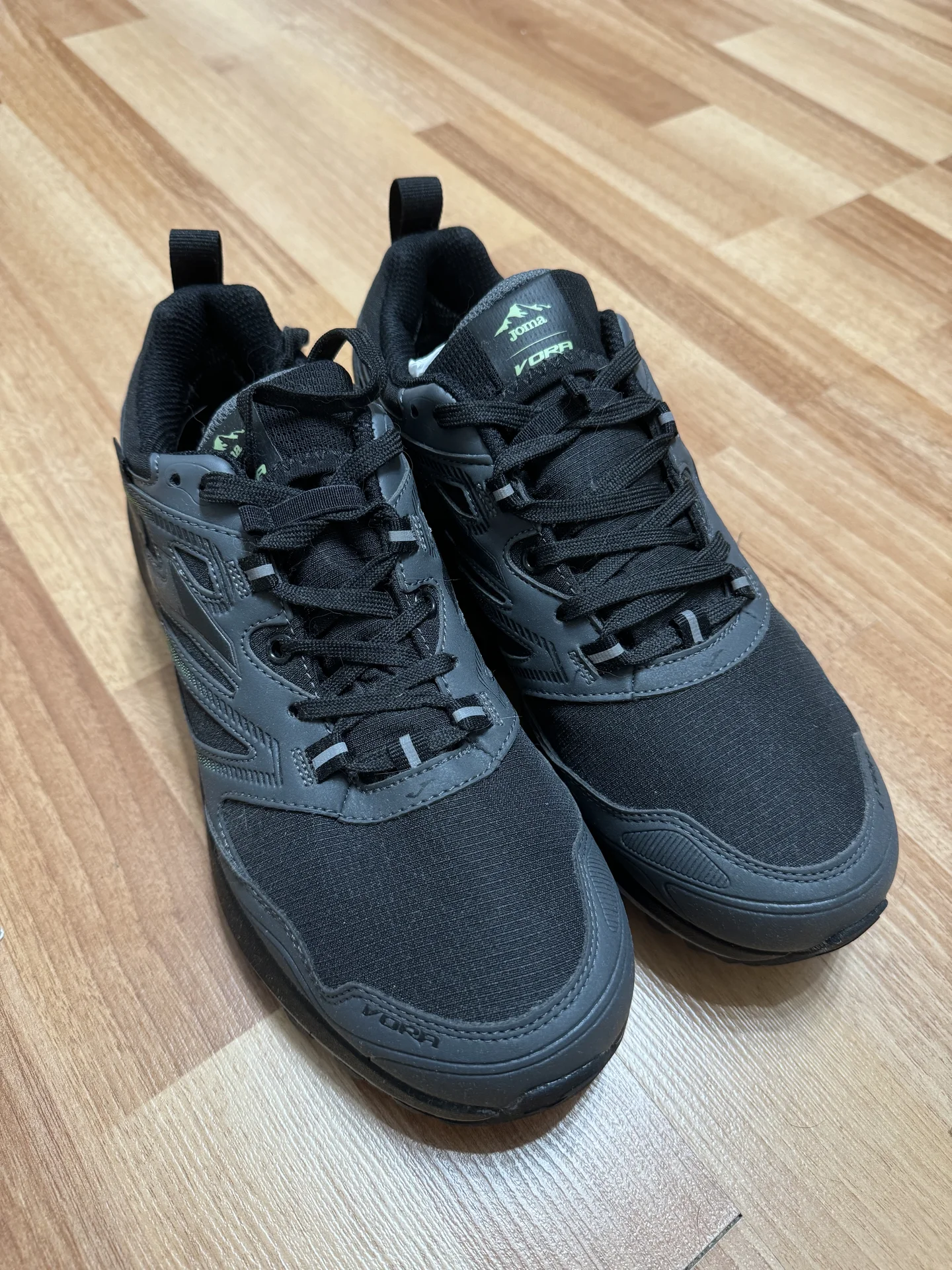 Кроссовки унисекс JOMA - изображение 1