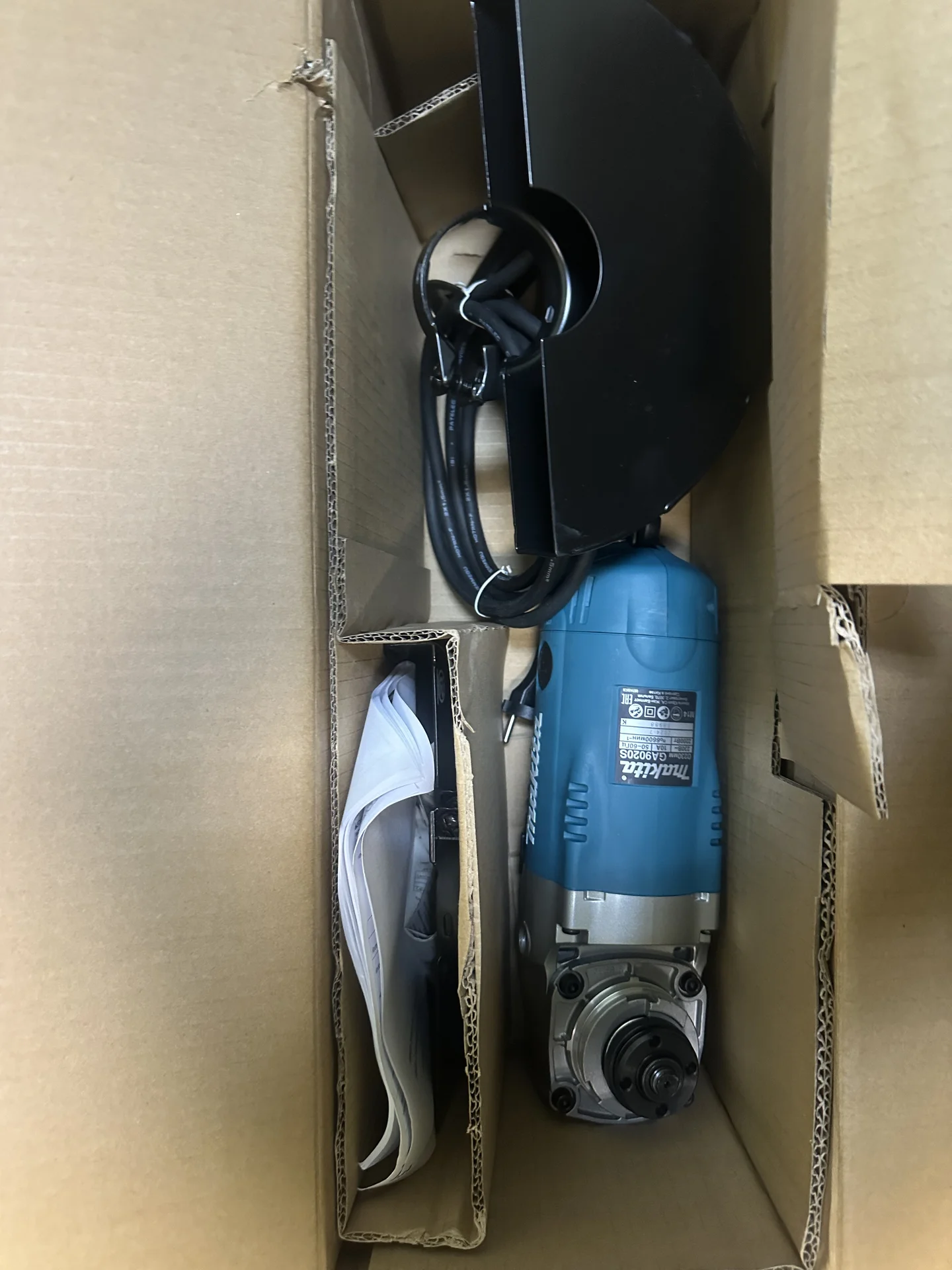 ушм makita ga 9020 sf - миниатюра 2