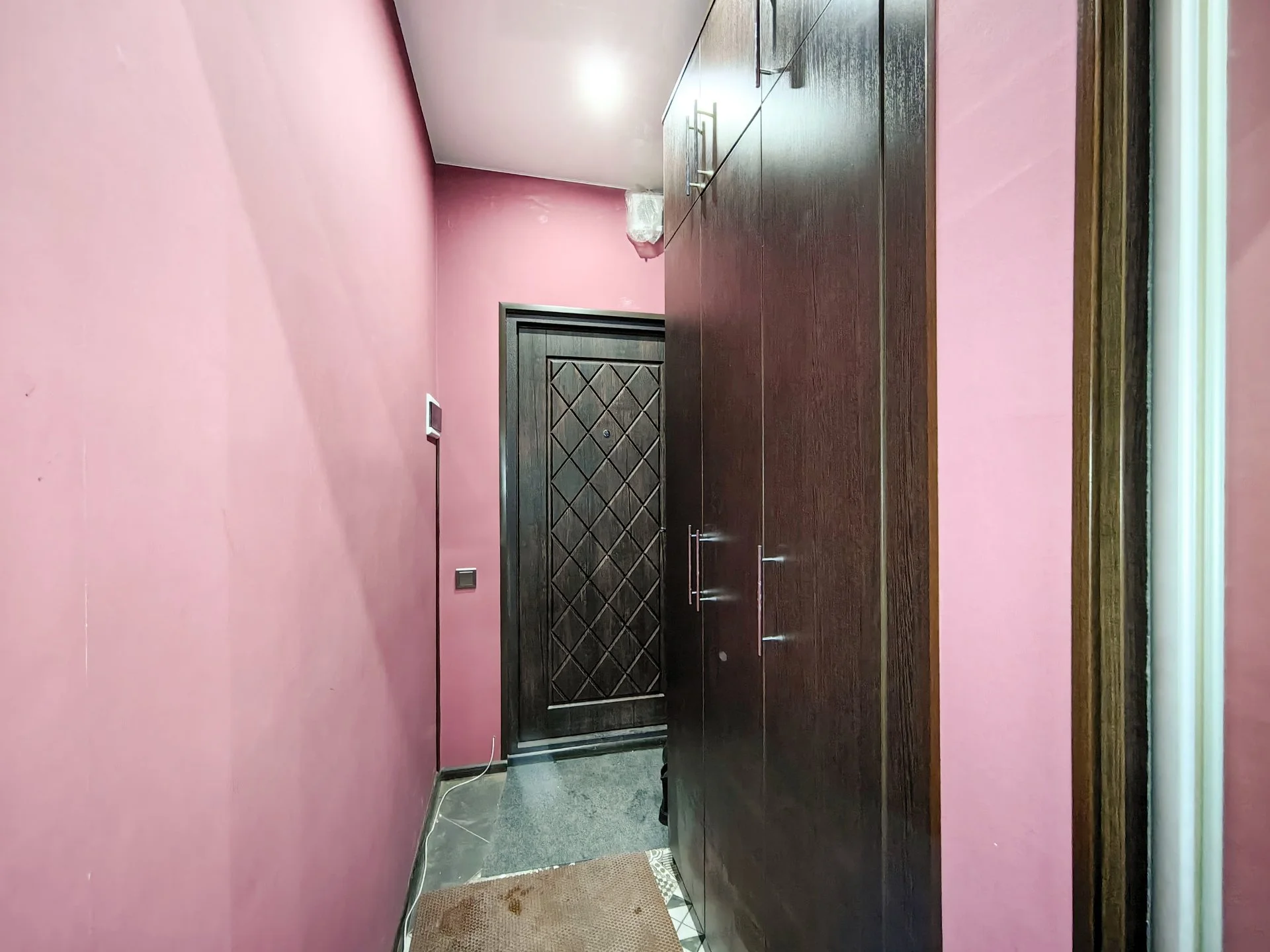 Студия с трансформируемым балконом-гостиной 38,7 м² - миниатюра 9