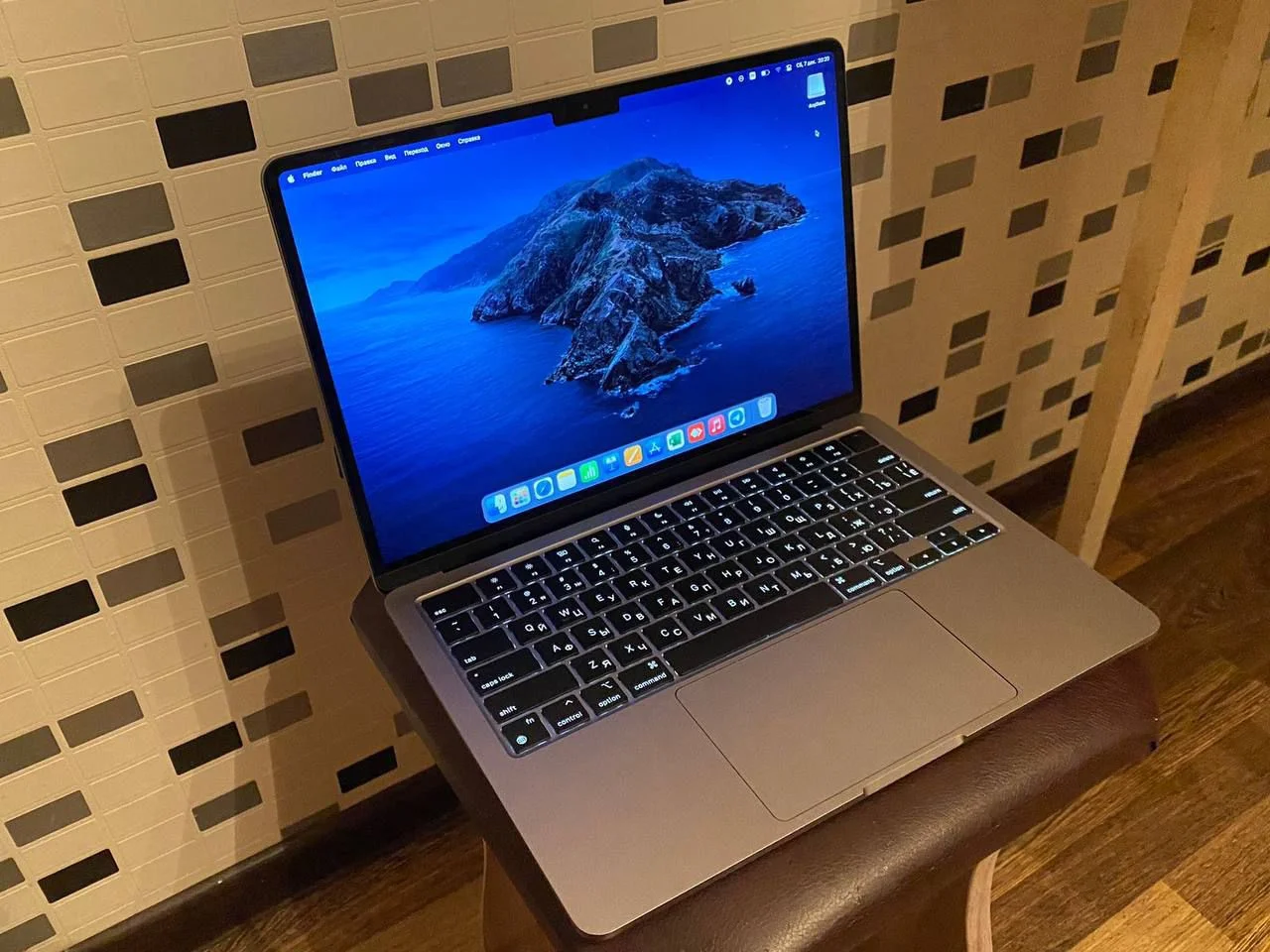 MacBook Air 13,6" M2 2022 — 8 гб / 512 гб