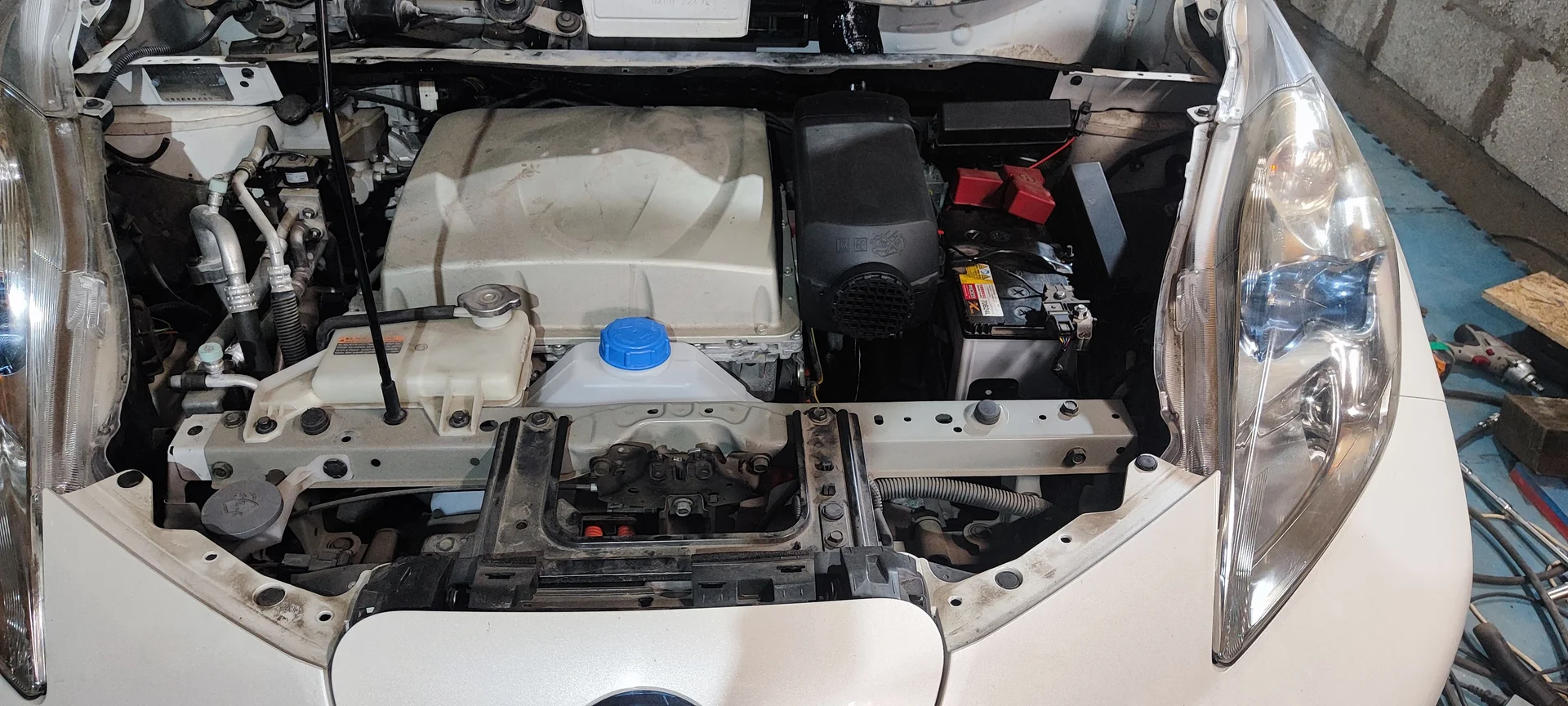 установка дизельного отопителя в nissan leaf - миниатюра 2