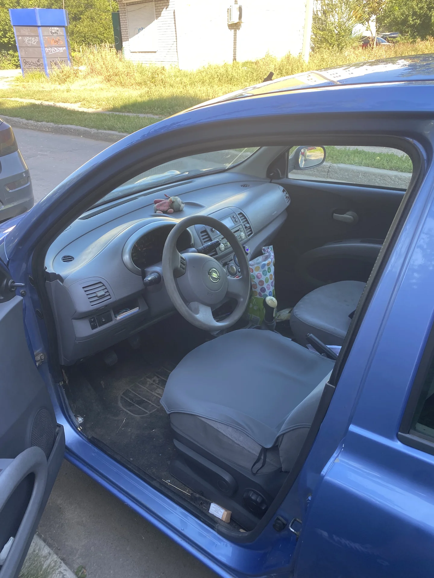 nissan micra - миниатюра 5
