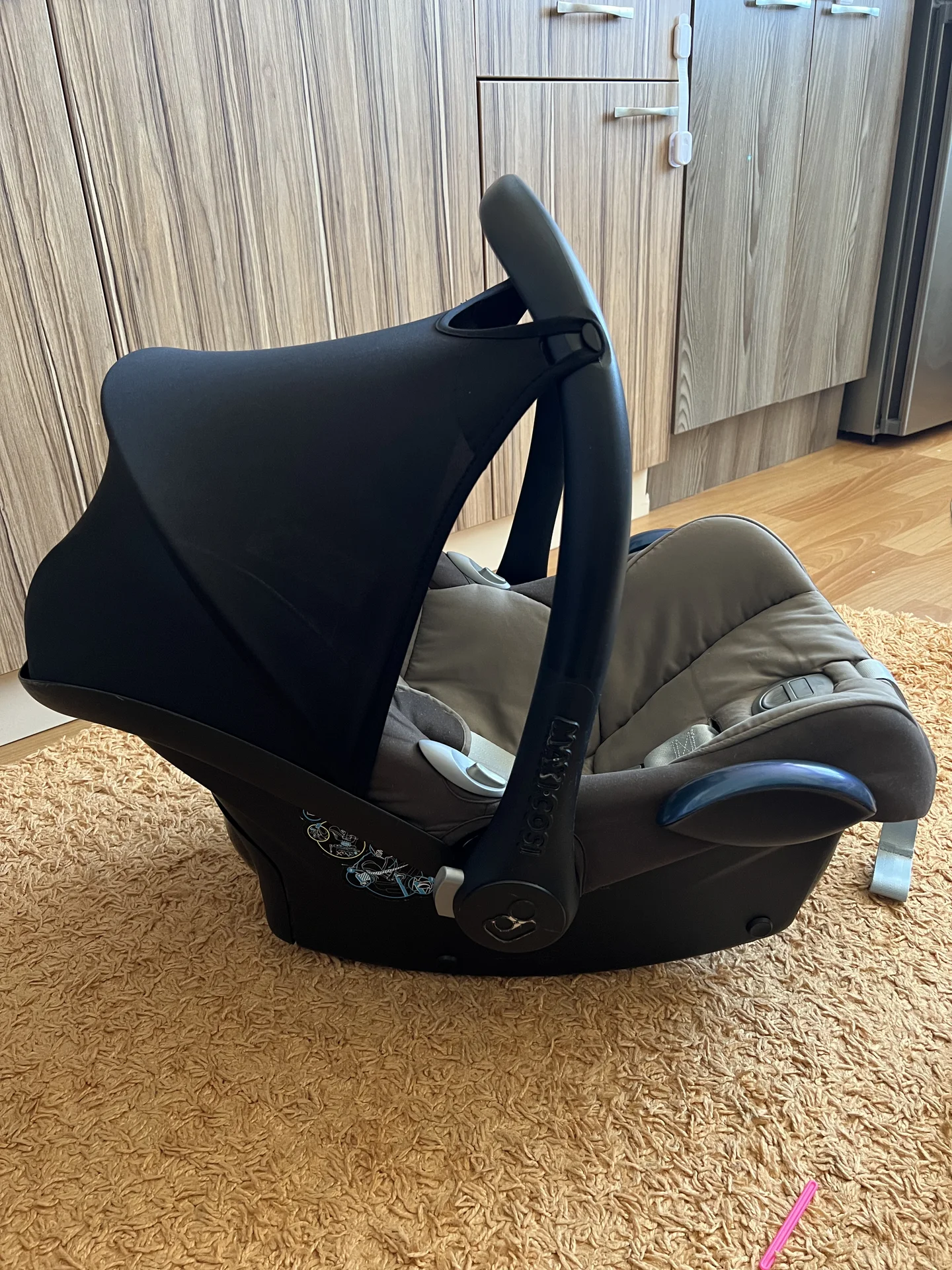 Автолюлька maxi cosi cabriofix - миниатюра 2