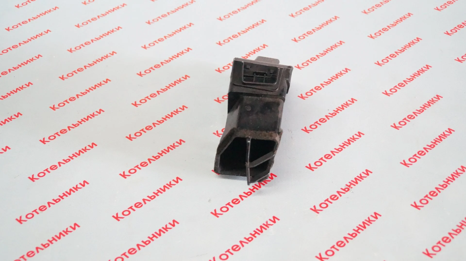 Nissan 68751-AV900 Воздуховод центральный левый - миниатюра 3