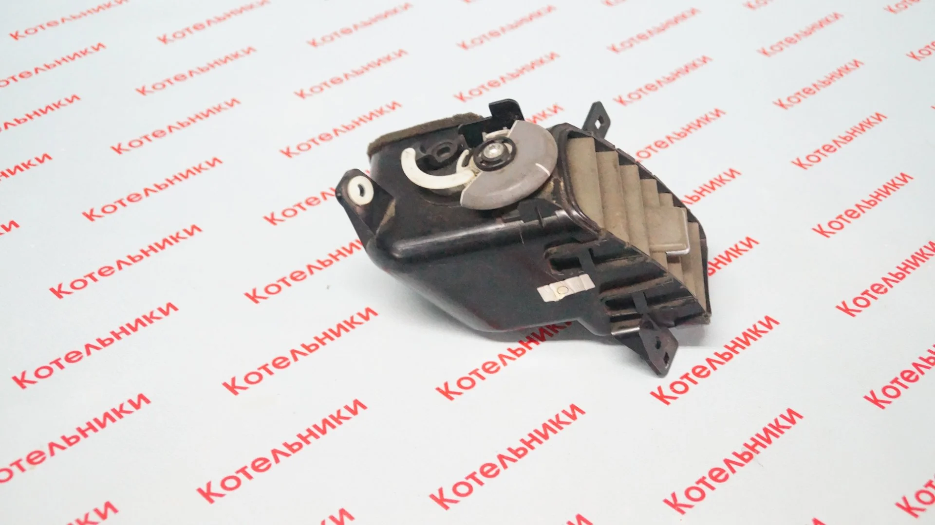Nissan 68761-AV601 Воздуховод левый - миниатюра 2
