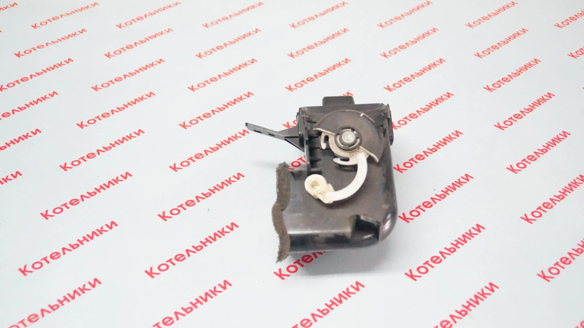 Nissan 68761-AV600 Воздуховод левый - миниатюра 3
